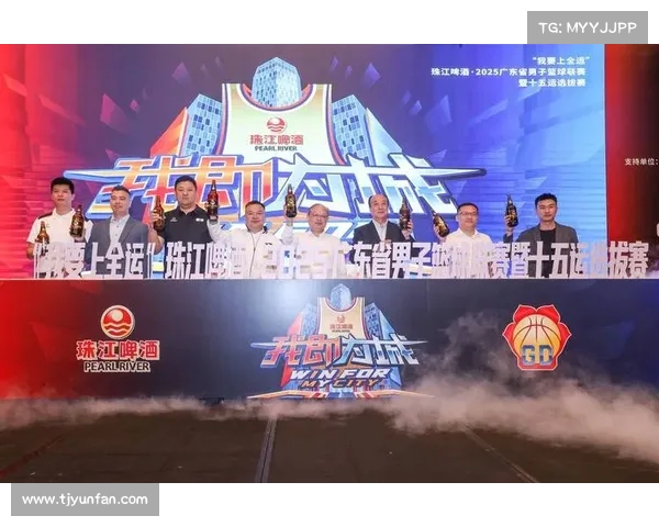 CBA联赛致敬传奇球星展现时代风采与篮球精神 CBA联赛致敬传奇球星展现时代风采与篮球精神